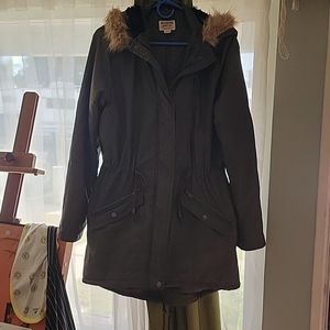 Massi,mo swallow tail coat. Olive green large